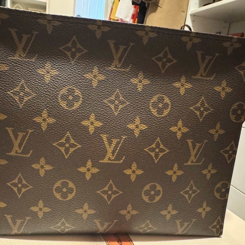 Louis Vuitton Monogram Toiletry 26 Pouch